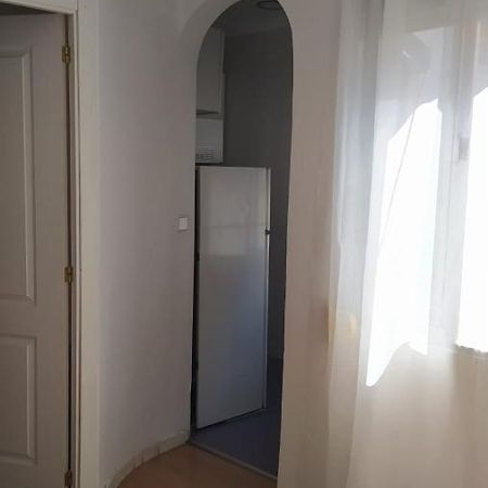 Apartamento En C. Maria Luisa 2 Dormitorios Madrid Luaran gambar