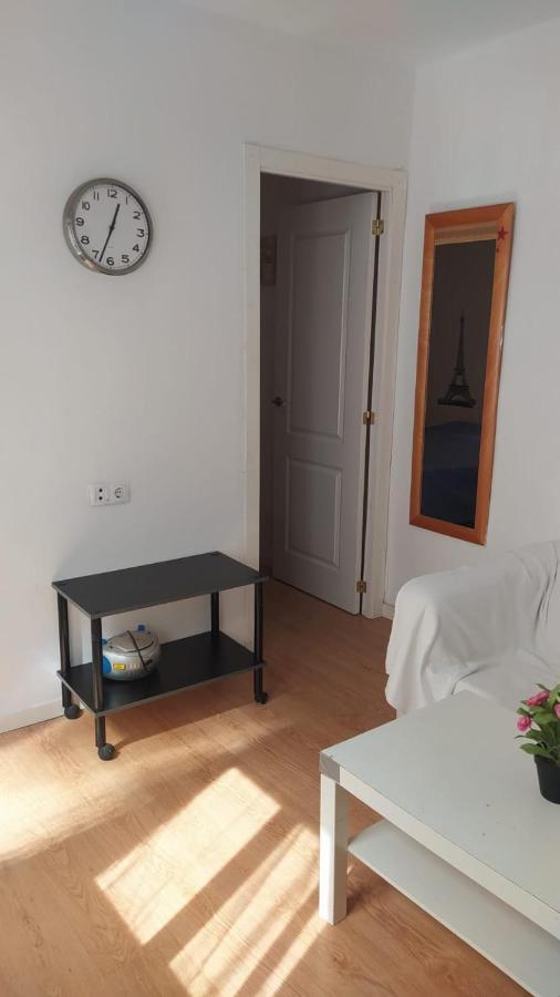 Apartamento En C. Maria Luisa 2 Dormitorios Madrid Luaran gambar