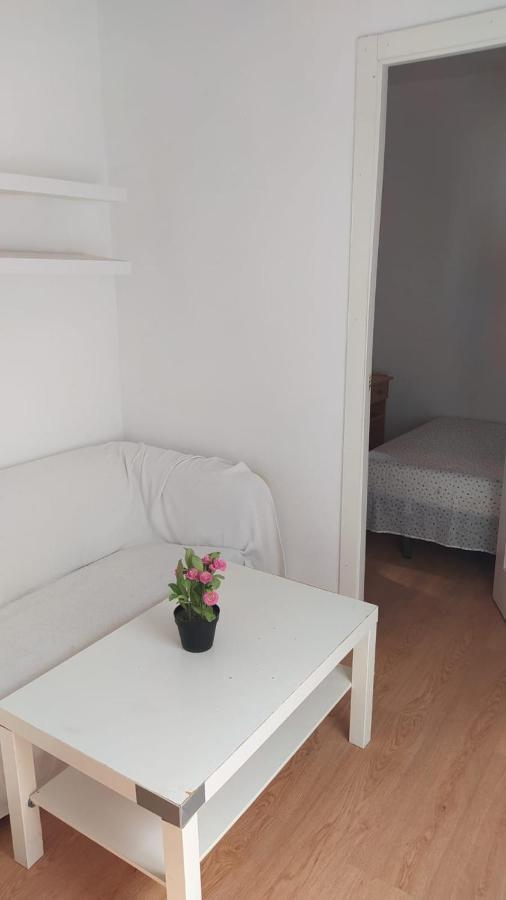 Apartamento En C. Maria Luisa 2 Dormitorios Madrid Luaran gambar